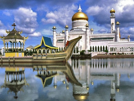 В Брунее в Уголовный кодекс поэтапно вводятся нормы шариатского права